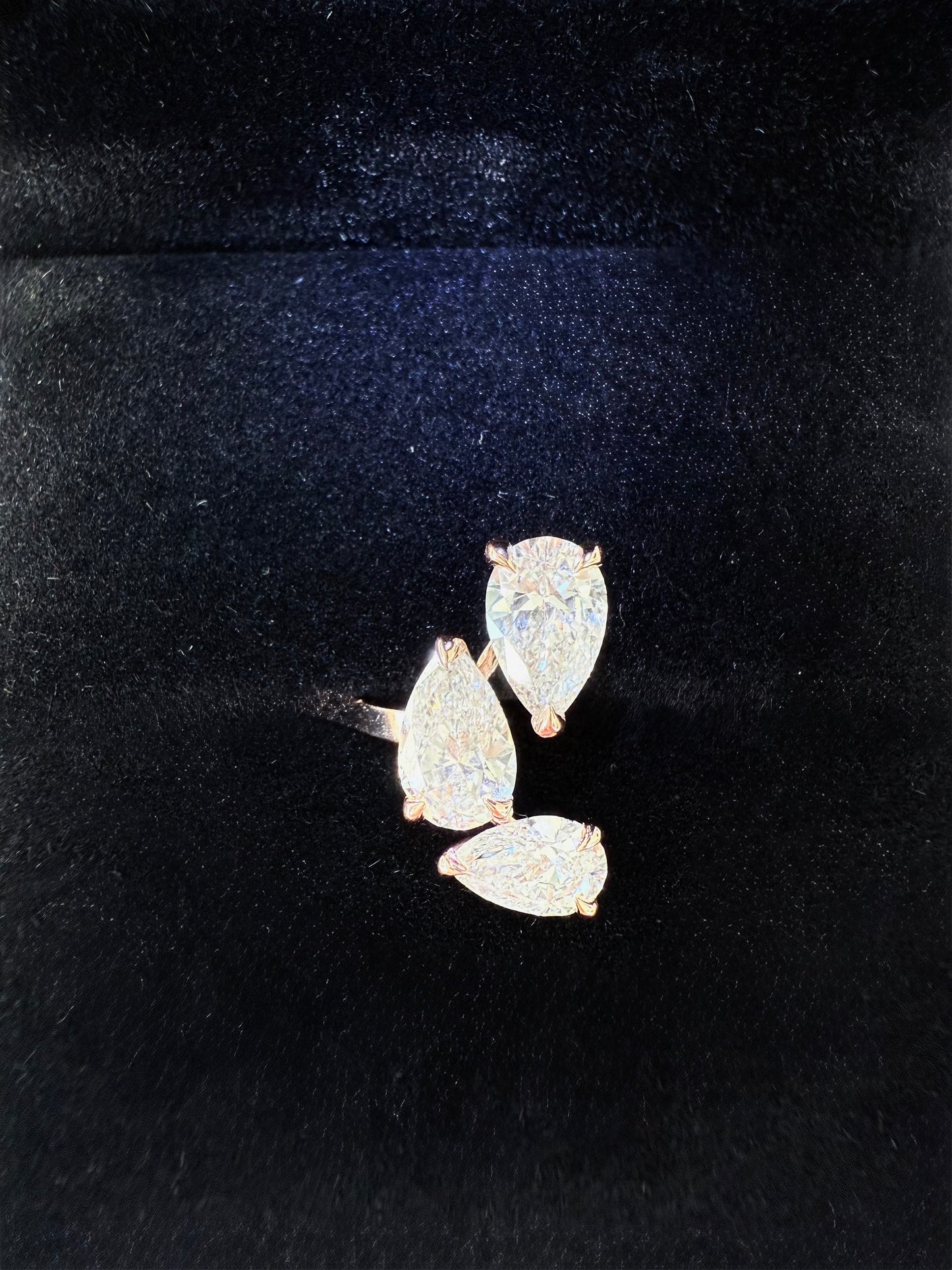 3 Pears invisible ring