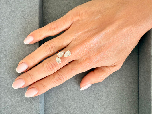 3 Pears invisible ring